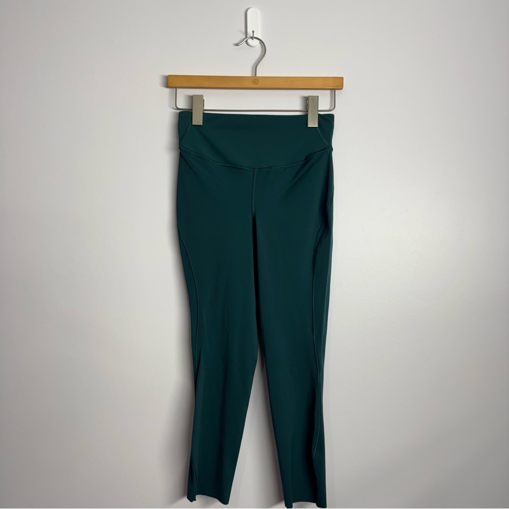 Lululemon Base Pace High-Rise Crop 23" - Green Jasper